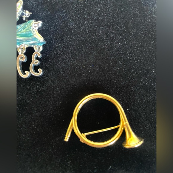 Vtg Christmas Brooches from 70’s and 80’s. Unbranded. Lot of 6 - Picture 7 of 7